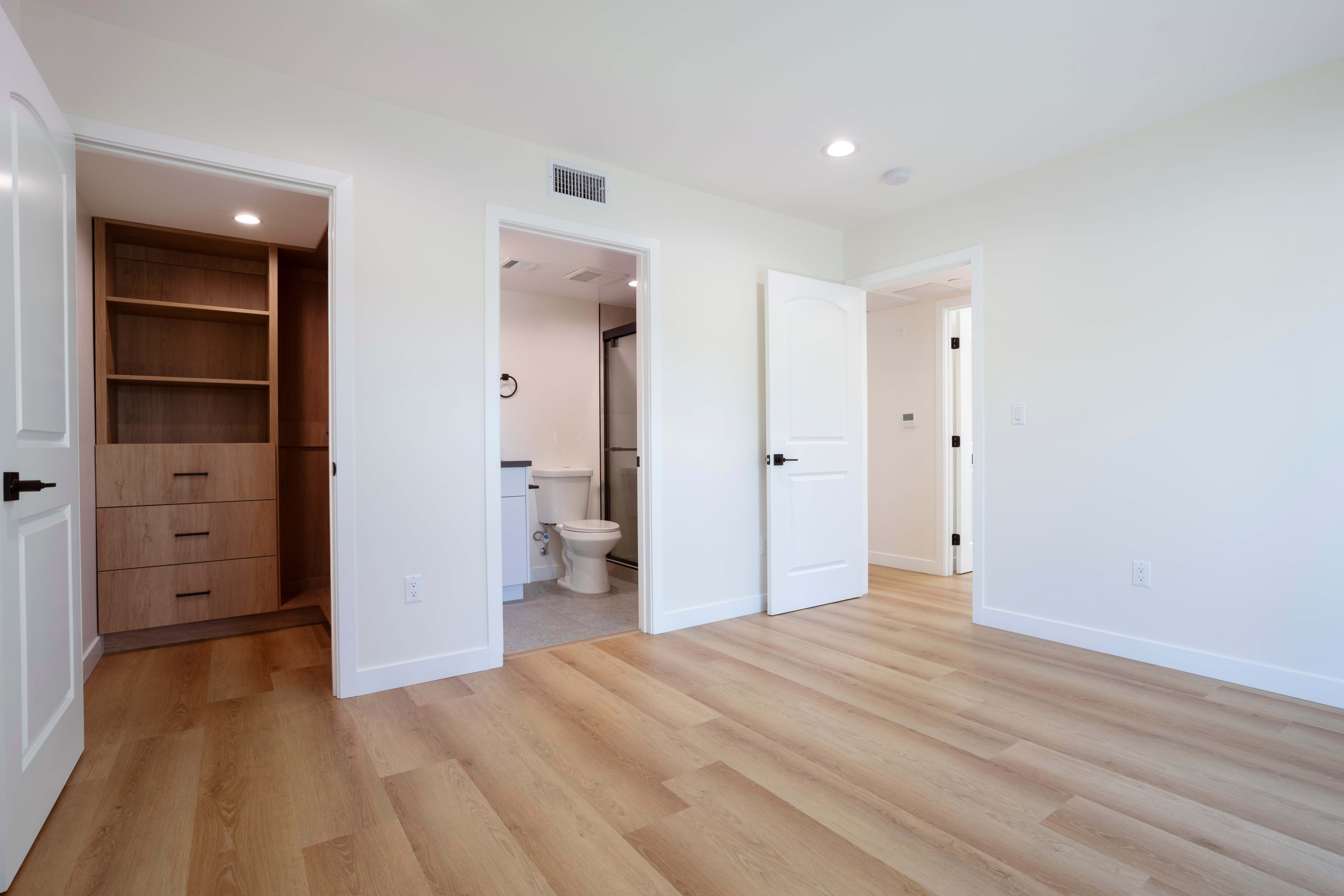 Bedroom and Bathroom Access